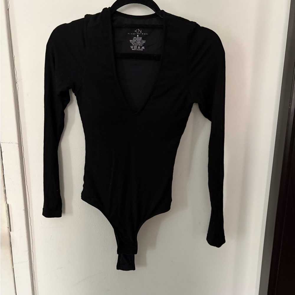 Klassy Network Black Logo Care Label